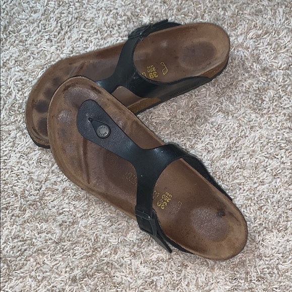 Birkenstock Gizeh Sandals - Picture 2 of 2